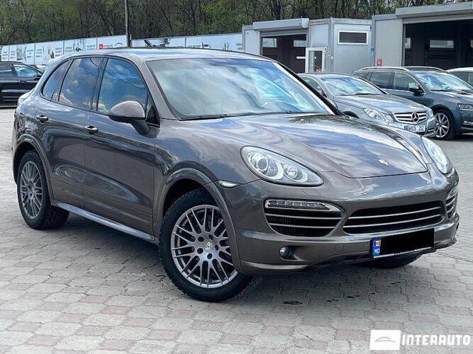 Porsche Cayenne 34 porsche Cayenne 2012