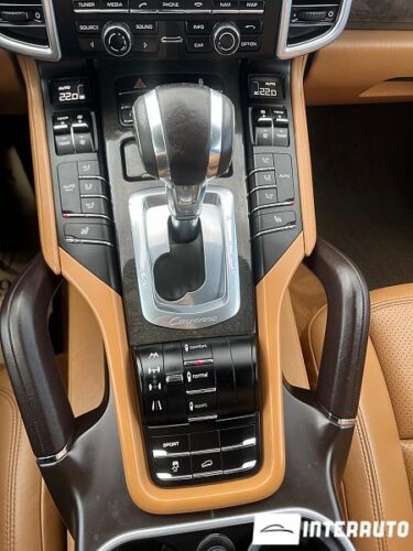 Porsche Cayenne 43 porsche Cayenne 2012