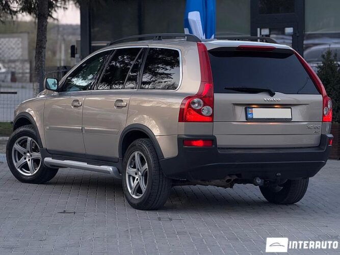 volvo XC 90 2004