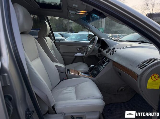 volvo XC 90 2004
