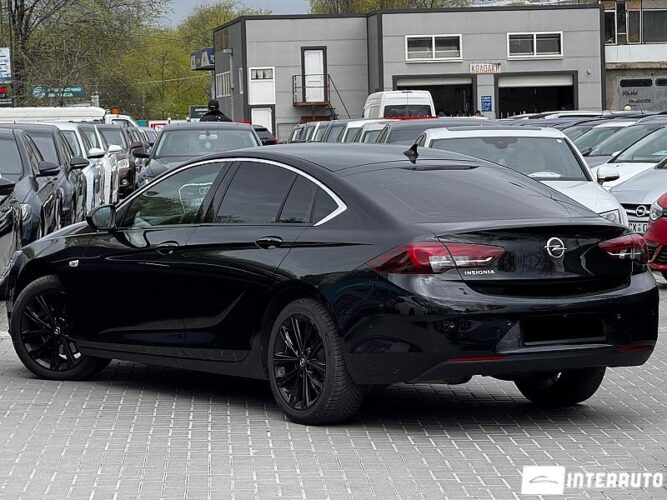 Opel Insignia 35 opel Insignia 2021