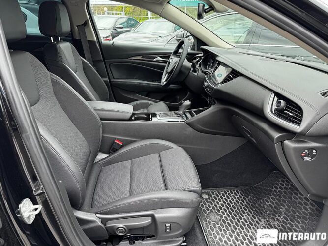 Opel Insignia 47 opel Insignia 2021