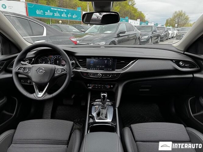 Opel Insignia 40 opel Insignia 2021