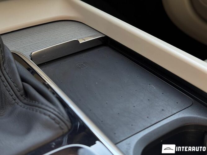 Volvo V 60 Cross Country 46 interauto-car