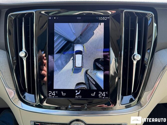 Volvo V 60 Cross Country 43 interauto-car