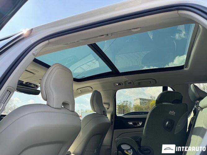 Volvo V 60 Cross Country 38 interauto-car