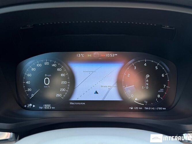 Volvo V 60 Cross Country 41 interauto-car