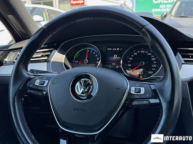 Volkswagen Passat GTE 34 volkswagen Passat GTE 2015