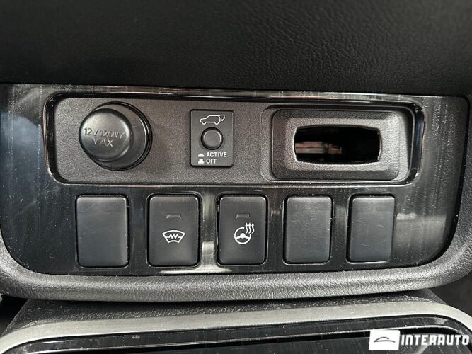 mitsubishi Outlander 2015