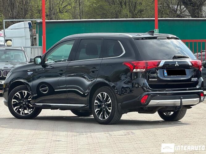 mitsubishi Outlander 2015