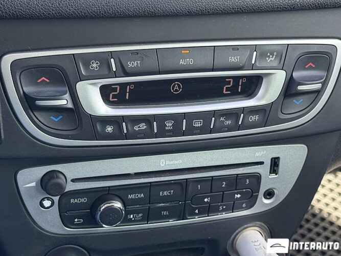 Renault Megane 40 renault Megane 2012