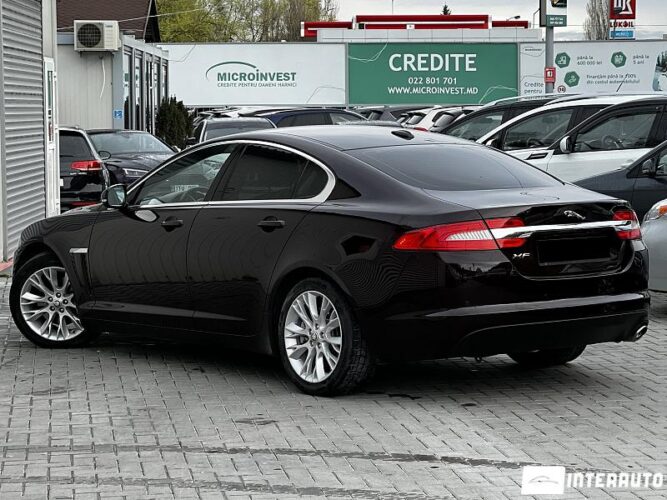jaguar XF 2012