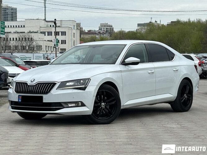 Skoda Superb 2016 doar la InterAuto