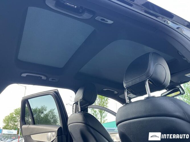 Mercedes GLC 350e 51 mercedes GLC 350e 2019