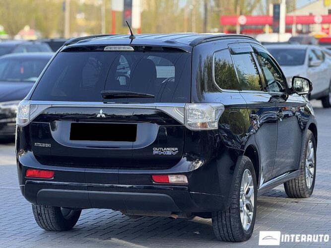 mitsubishi Outlander 2013