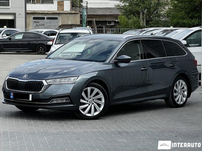 Skoda Octavia 2021 doar la InterAuto