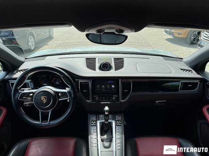 Porsche Macan 38 porsche Macan 2016