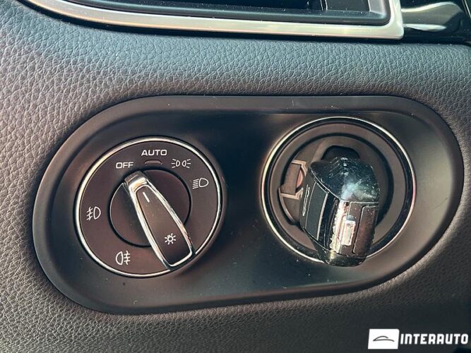 Porsche Macan 36 porsche Macan 2016