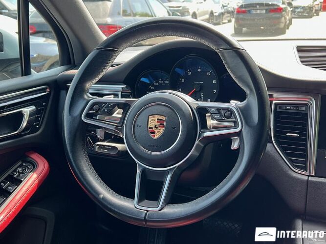 Porsche Macan 39 porsche Macan 2016