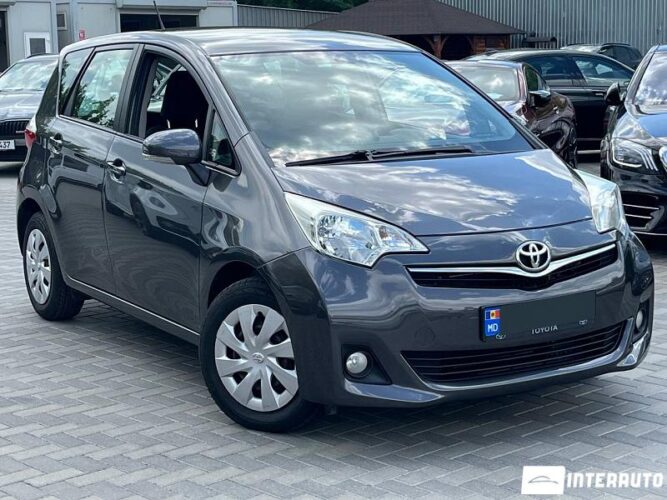 toyota Verso S 2012