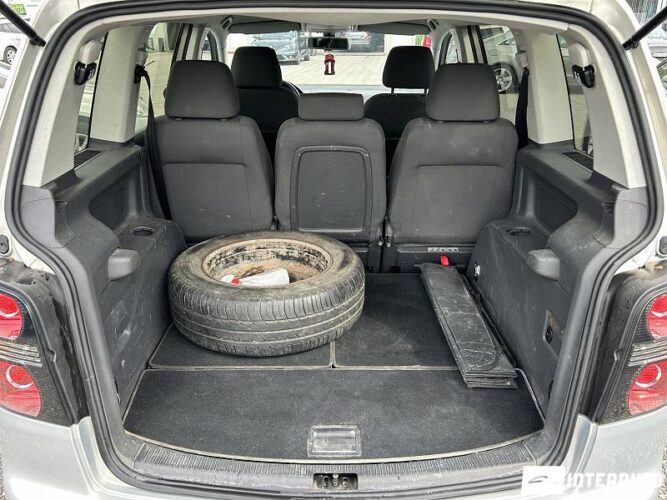 volkswagen Touran 2010