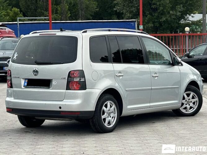 volkswagen Touran 2010