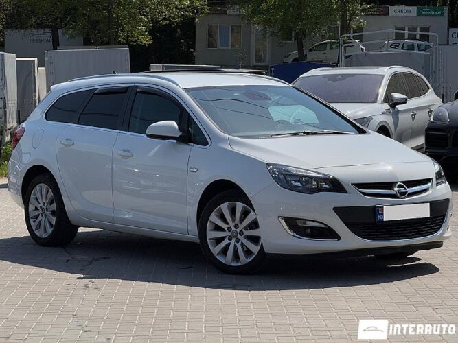opel Astra 2014