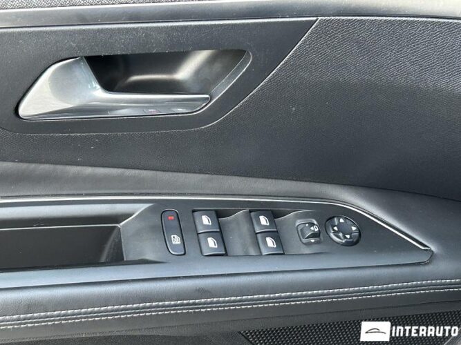 Peugeot 3008 39 peugeot 3008 2018