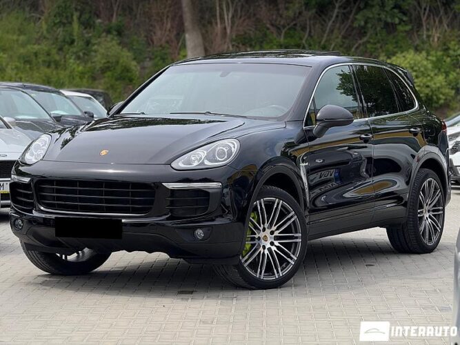 Porsche Cayenne S Hybrid 2015 doar la InterAuto