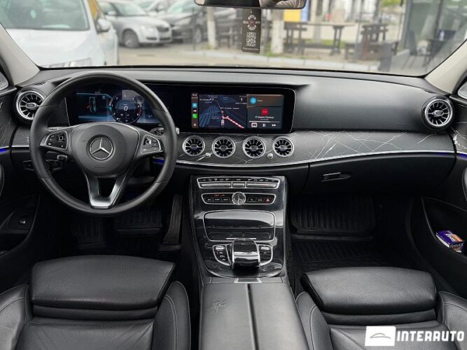 Mercedes E 220 44 mercedes E 220 2017
