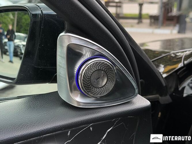 Mercedes E 220 41 mercedes E 220 2017