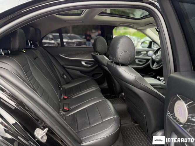 Mercedes E 220 52 mercedes E 220 2017