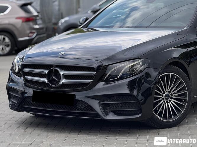 Mercedes E 220 37 mercedes E 220 2017