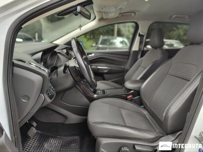 Ford Kuga 35 ford Kuga 2017