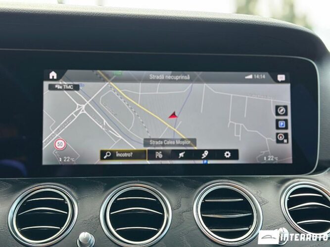 Mercedes E 220 57 mercedes E 220 2021