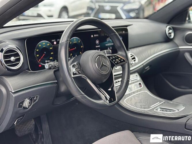 Mercedes E 220 49 mercedes E 220 2021