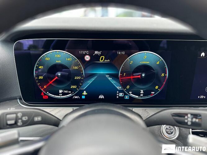 Mercedes E 220 55 mercedes E 220 2021