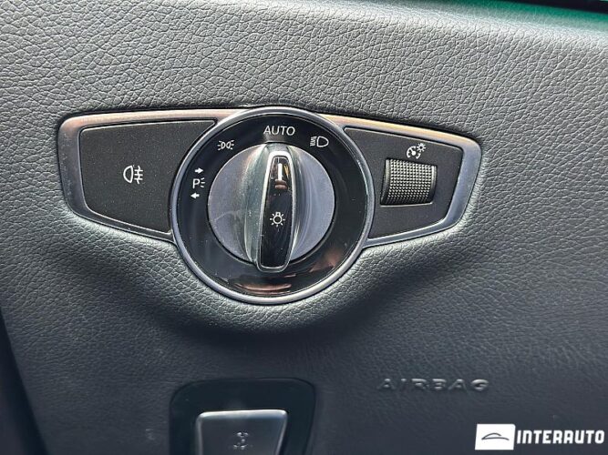 Mercedes E 220 51 mercedes E 220 2021