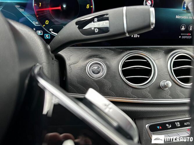 Mercedes E 220 53 mercedes E 220 2021