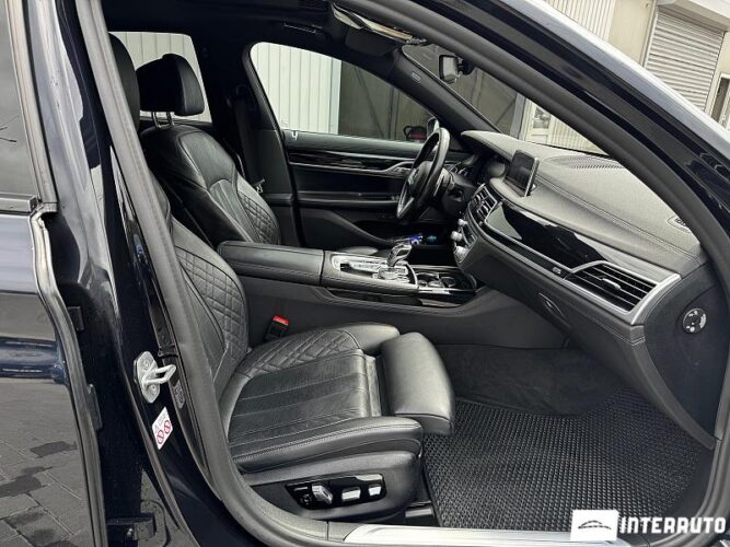 BMW 730 44 bmw 730 2019