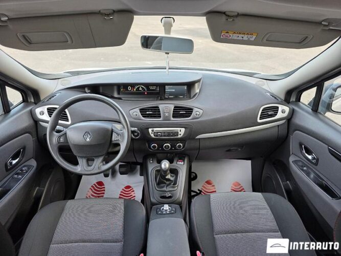 renault Grand Scenic 2015