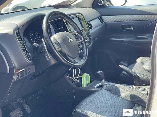 mitsubishi Outlander 2013