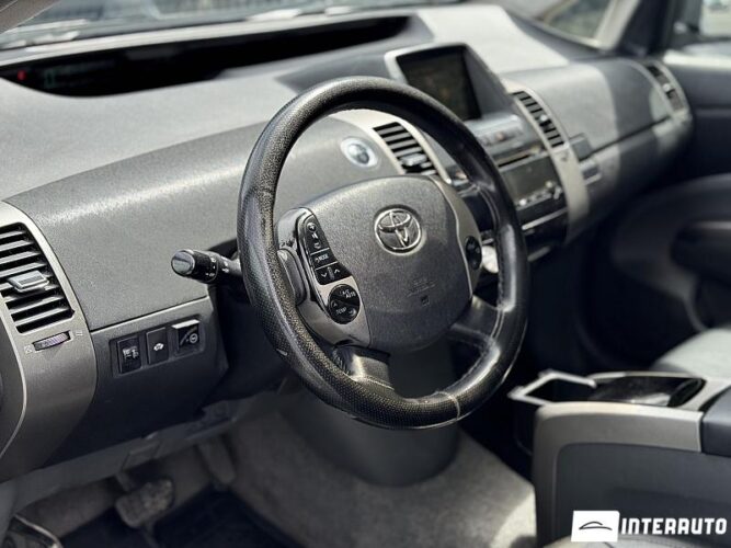 Toyota Prius 36 toyota Prius 2006