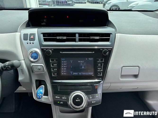 toyota Prius Plus / V 2017