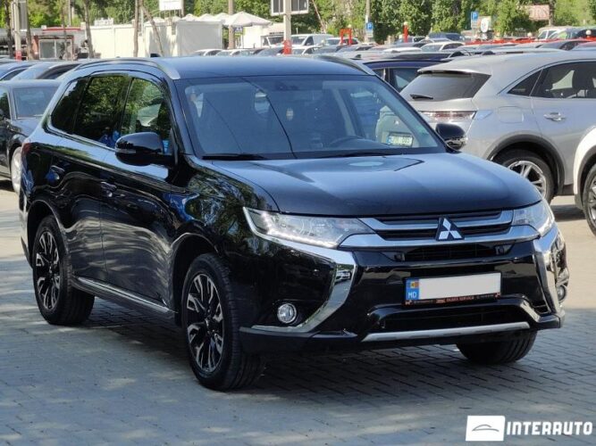 mitsubishi Outlander 2015