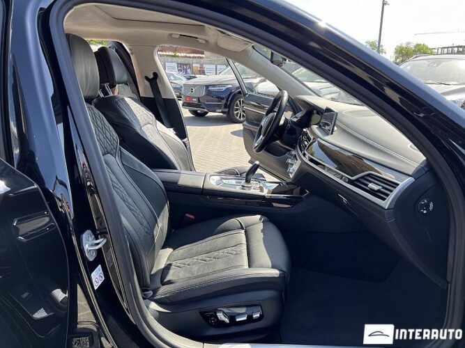 BMW 730 62 bmw 730 2020