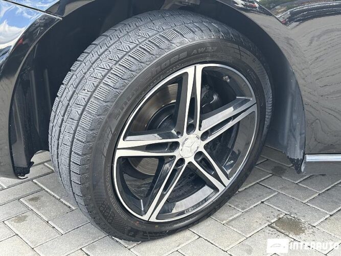 Mercedes E 220 48 mercedes E 220 2016