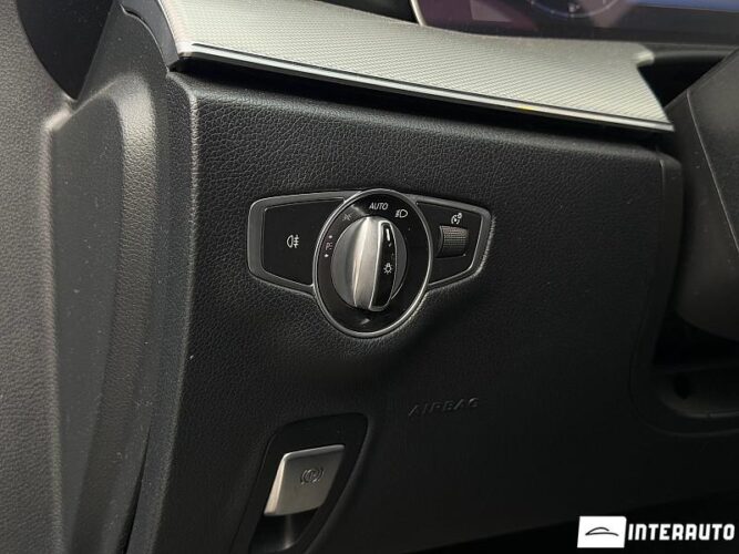 Mercedes E 220 42 mercedes E 220 2017