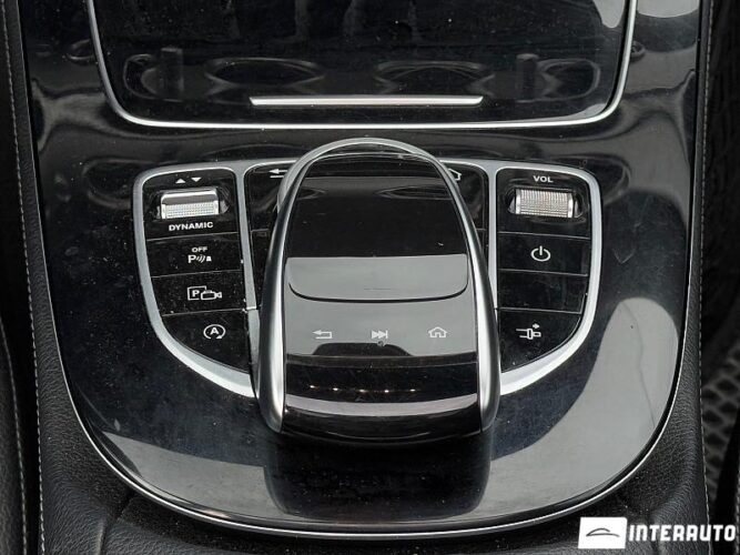 Mercedes E 220 49 mercedes E 220 2017