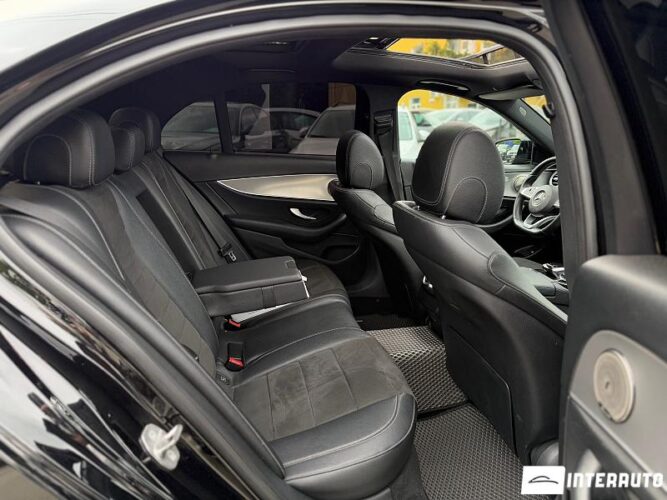 Mercedes E 220 52 mercedes E 220 2017